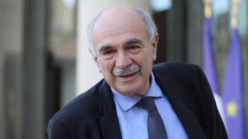 Le rapport du sociologue Michel Wieviorka dresse un état des lieux des courants de recherche sur le racisme en France.