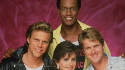 Courteney Cox, Mark Thomas Miller, Dean Paul Martin & Kevin Peter Hall dans "Superminds" - Universal Studios International