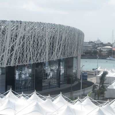 Le Memorial ACTe situé à Pointe-à-Pitre, en Guadeloupe, sur le site de l’ancienne usine sucrière Darboussier a été inauguré le 10 mai 2015 par François Hollande