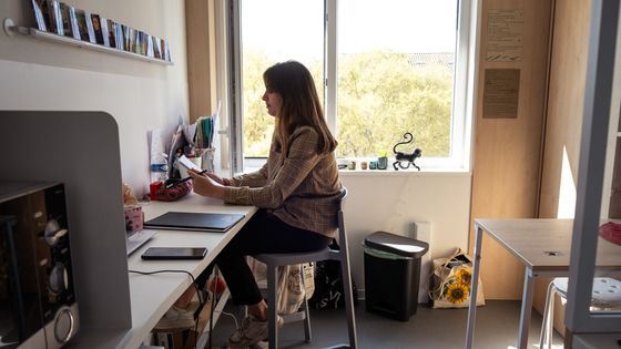 Les établissements scolaires ont fermé vendredi 2 avril et les vacances de printemps seront unifiées à partir du 9 avril ©AFP - Adrien Nowak / Hans Lucas