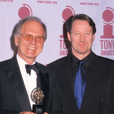 Don Sebesky (à gauche) et John McDaniel, pianiste (à droite) le 4 juin 2000 au Radio City Music Hall in New York City. (Photo by Ron Galella/Ron Galella Collection via Getty Images)