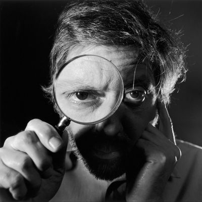 Portrait du dessinateur Jacques Tardi, en 2000