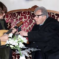Le mandoliniste Vincent Beer-Demander et Lalo Schifrin travaillent ensemble sur les compositions du musicien argentin, réunies sur l'album "Lalo Schifrin for mandolin"
