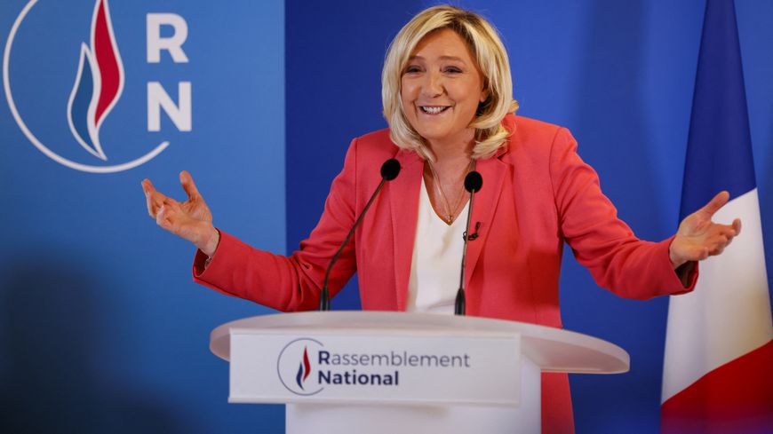 Selon la Fondation Jean Jaurès, la victoire de Marine Le Pen à la présidentielle 2022 est une "possibilité non négligeable".