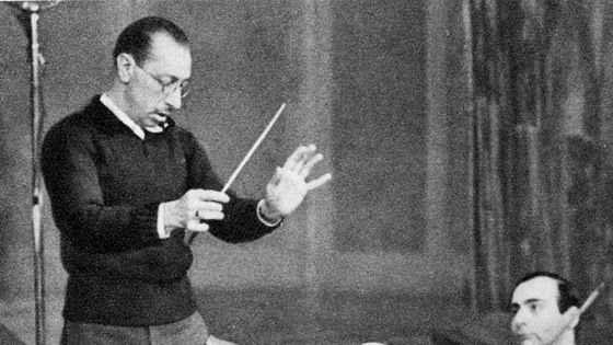 Stravinsky dirigeant Petrouchka ©Getty - Universal History Archive/Universal Images Group