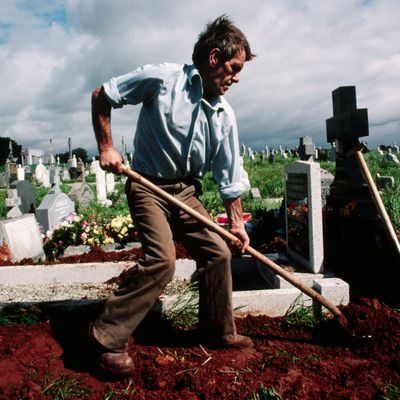 Quand notre cimetière contemporain a-t-il vu le jour ?