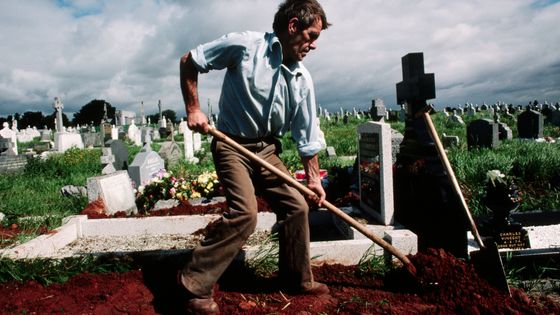 Quand notre cimetière contemporain a-t-il vu le jour ? ©Getty - David Turnley