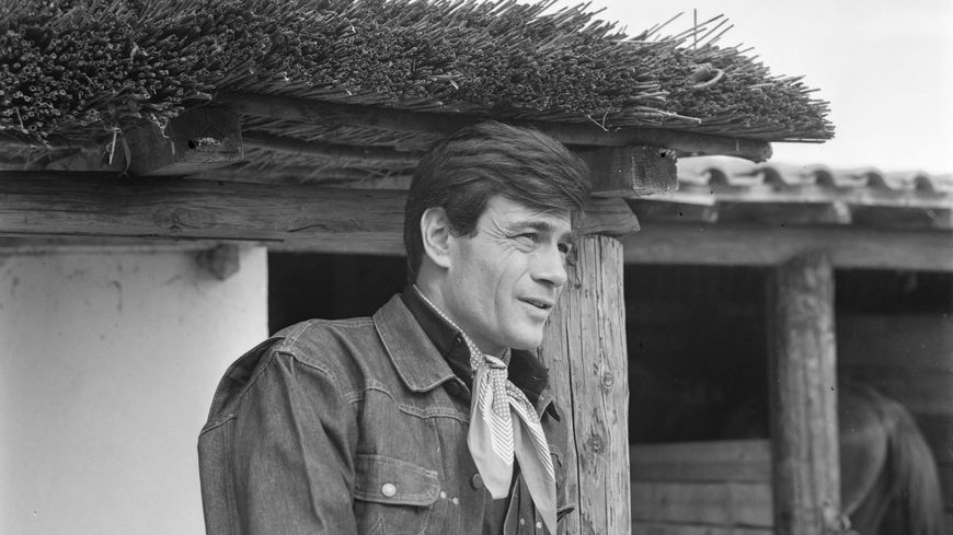 Claude Titre dans "le Gardian noir", un des épisodes de la série télévisée "Les aventures de Bob Morane" en 1964.