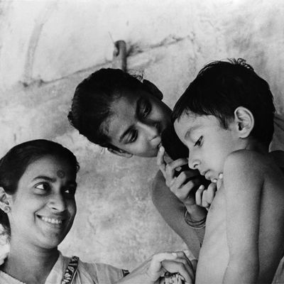 Photographie extraite de "La Trilogie d'Apu", du cinéaste Satyjiat Ray.