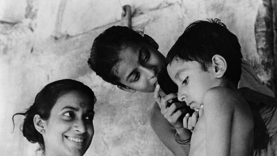 Photographie extraite de "La Trilogie d'Apu", du cinéaste Satyjiat Ray. - Films sans Frontières (www.films-sans-frontieres.fr/trilogiedapu/presse/)