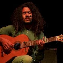 Ignacio Maria Gomez : Uhyla Tondon / Nensalinya (Ignacio Maria Gomez)