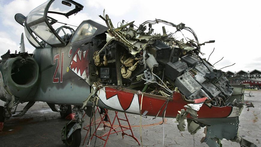 Les pilotes et copilotes des avions de chasse qui ont bombardé le camp militaire français de Bouaké, en Côte d’Ivoire, en novembre 2004, sont jugés en leur absence, depuis près de 3 semaines