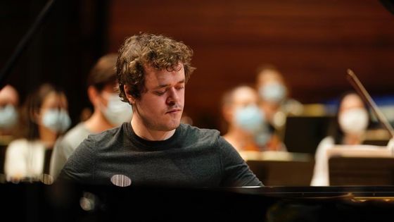 Auditorium de Radio France, Paris. 5 mars 2021 : le pianiste Benjamin Grosvenor ©Radio France - Christophe Abramowitz / RF