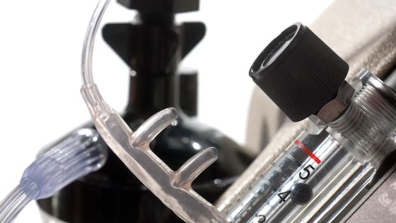Covidom a permis de réduire le séjour d'hospitalisation de 342 malades atteints par le Coronavirus en les équipant à domicile, d'un concentrateur d'oxygène et grâce aux médecins du réseau ©Getty - HKPNC