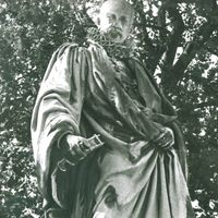 Statue de Michel de Montaigne à Bordeaux.