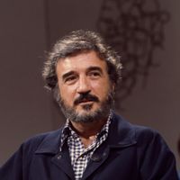 Jean-Claude Carrière sur le plateau de l'émission 'Apostrophes' le 21 août 1981, France.
