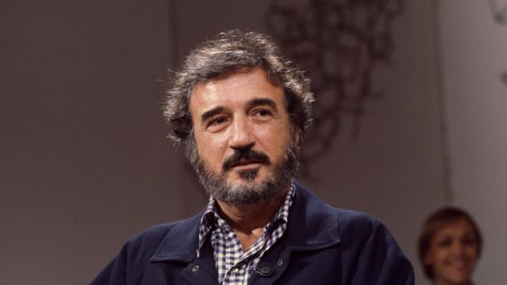 Jean-Claude Carrière sur le plateau de l'émission 'Apostrophes' le 21 août 1981, France. ©Getty - Louis Monier/Gamma-Rapho