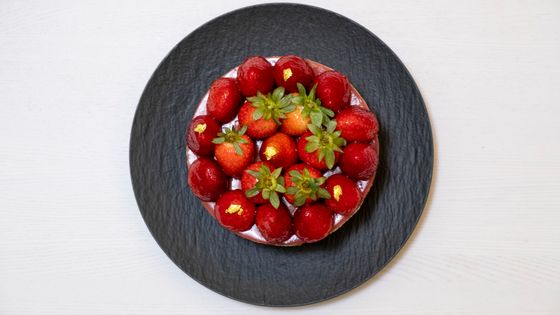 Temps suspendu, le temps d'un cheese-cake aux fraises (et spéculoos). ©Getty - Ivan