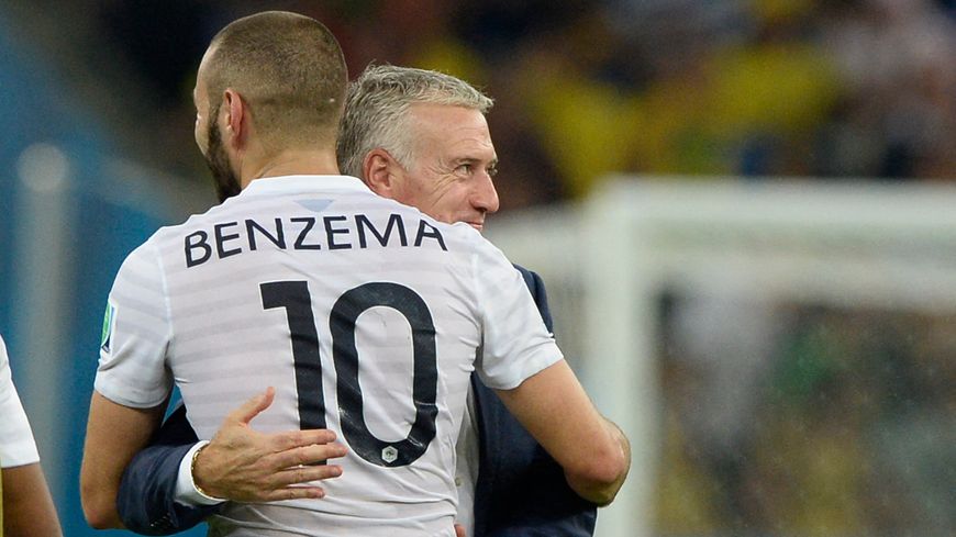 Karim Benzema et Didier Deschamps - match France-Equateur en 2014 (Franck Fife)