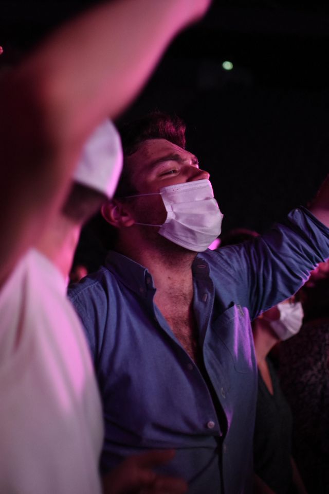 Indochine performed in front of 5,000 spectators at Accor Arena in Paris on May 29, during a test party.