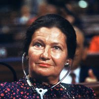 Simone Veil, candidate à la présidence du Parlement européen, participe au débat du 24 juillet 1984 à Strasbourg lors des élections européennes.