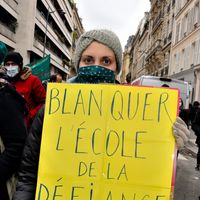 Paris, le 26 janvier 2021, des enseignants mécontents manifestent.