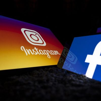 Les réseaux Facebook et Instagram dépendent de la même maison mère, l'entreprise Facebook
