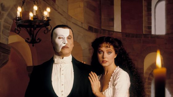 Michael Crawford et Sarah Brightman en costume pour "Le Fantôme de l'Opéra" ©Getty - Deborah Feingold/Corbis