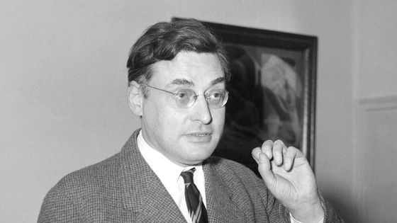Portrait daté de 1951 de l'écrivain Raymond Queneau, cofondateur de l'Oulipo. ©AFP - afp