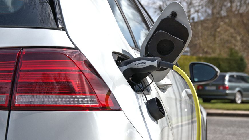 En Allemagne, une voiture vendue sur 4 est électrique ou hybride