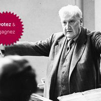 Le compositeur Ralph Vaughan Williams dirige le Boyd Neil Orchestra le 29 juillet 1953, à Londres