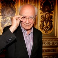 Portrait du pédiatre et spécialiste des relations intrafamiliales Aldo Naouri, auteur de "Ma mère : mon analyse et la sienne" (Odile Jacob)