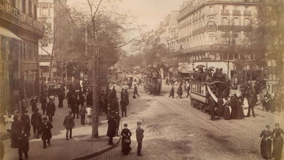 Boulevard de Strasbourg à Paris en 1890 ©Getty - Hulton Archive