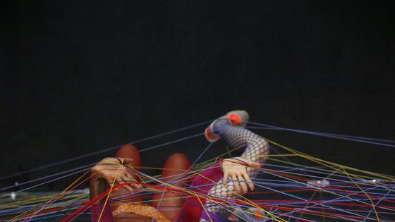 Les danseuses Marie-Caroline Hominal et Nelisiwe Xaba mêlent leurs univers dans "Hominal/Xaba". - Isabelle Meiser