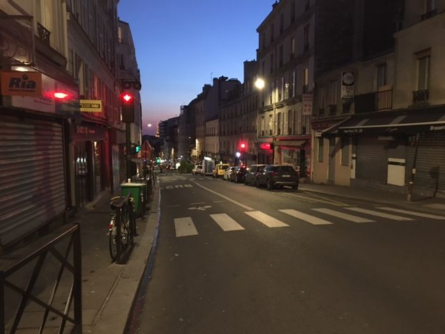 22h20 : Paris, rue de Belleville.