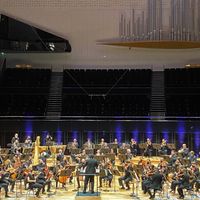 20 mai 2021, Philharmonie de Paris : Cristian Măcelaru dirige l'Orchestre National de France