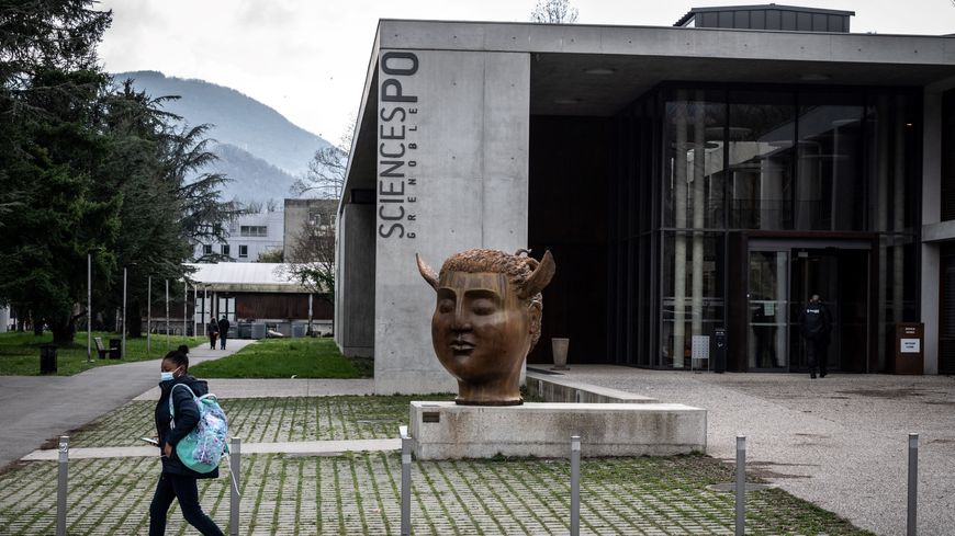 A Sciences Po Grenoble, l’affaire des affiches contre des profs supposés "islamophobes" a laissé des traces.