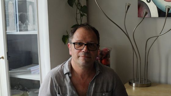 Gilbert a passé trente-trois ans sur les coursives des prisons lyonnaises, dont vingt-deux ans en psychiatrie, au SMPR (Service Médico-psychologique Régional). ©Radio France - Charlotte Perry