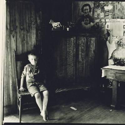 La maison d'un mineur d'une mine de charbon en Virginie, Morgantown, Etats-Unis par le photographe Walker Evans (American, 1903 - 1975).