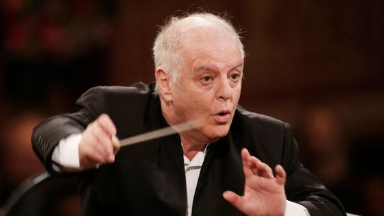 Le chef d'orchestre Daniel Barenboim se produira lors de 4 concerts à la Philharmonie de Paris ©AFP - DIETER NAGL