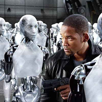 En 2004, le film "I, Robot" s'interrogeait sur la conscience éthique des robots dotés d'intelligence artificielle.
