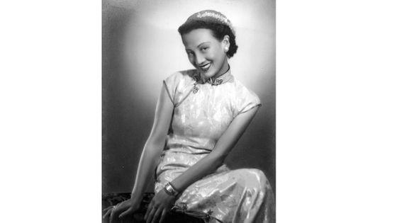 La chanteuse et actrice Zhou Xuan (1918 - 1957)