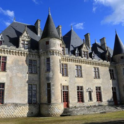 Château de Montaigne (1533-1592) à Saint-Michel de Montaigne dans le Périgord (Dordogne) où il vécut et mourut.