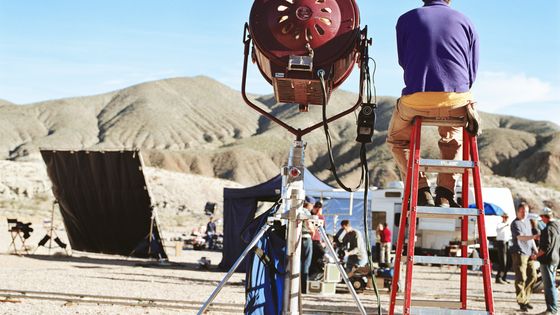 Le cinéma indépendant cherche son nouveau modèle alors que la pandémie de Covid-19 a rebattu les cartes. Ici, le tournage d'un film à Red Cliff Preserve, Red Rock Canyon State Park, California, USA. ©Getty - Siri Stafford