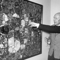 Daniel Cordier au côté de Jean Dubuffet lors de l'inauguration de sa galerie à Francfort en décembre 1958