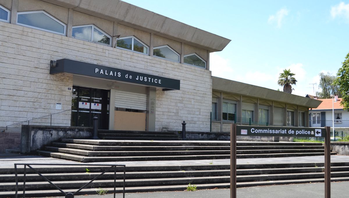 Tribunal De Bayonne Un An De Prison Ferme Pour Avoir Harcele Sa Compagne