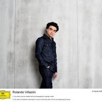 Le ténor Rolando Villazon signe la mise en scène de "La Somnambule" de Bellini au Théâtre des Champs-Elysées