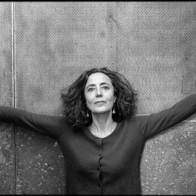 Claudine Galéa , autrice associée au TNS pour sa pièce "Au bord" qui sera jouée au TNS du 21 juin au 29 juin 2021