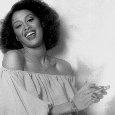 Portrait de la chanteuse et actrice américaine Phyllis Hyman (1949 - 1995), dans les années 80