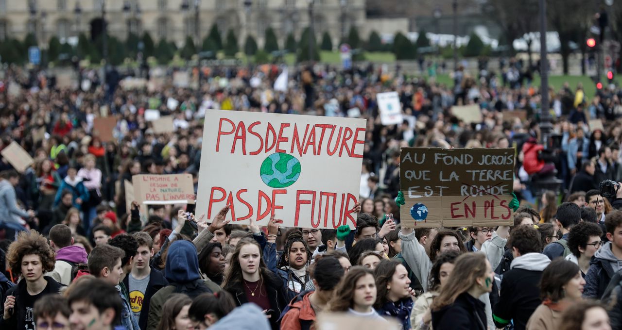 Marche Des Jeunes Pour Le Climat A Paris Nos Slogans Et Pancartes Preferes